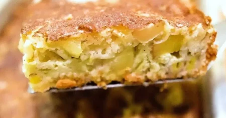 Bolo de Maçã e Banana: Sabor Acolhedor para o Café da Manhã