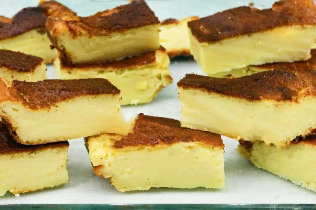 Bolo de leite super cremoso e fica bom sem precisar de fermento