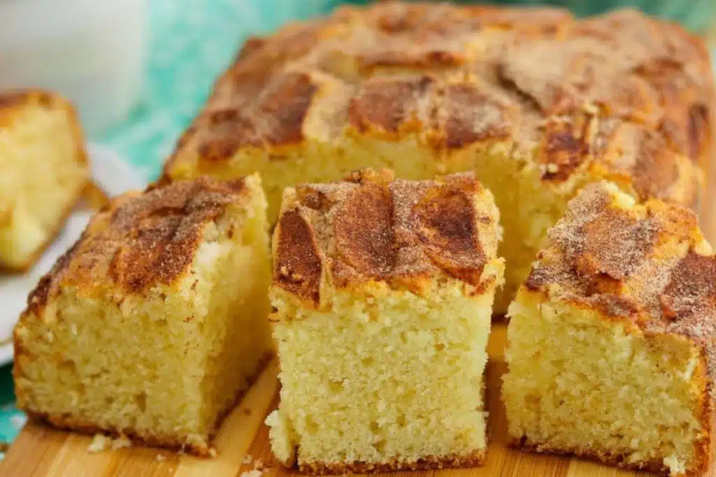 Bolo de maçã feito à mão bem fofinho