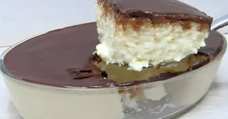 Gelado de Coco Cremoso: Uma Doçura Tropical para Seus Momentos