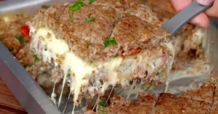 Kibe de Forno Recheado: Saboroso e Cheio de Queijo Derretido