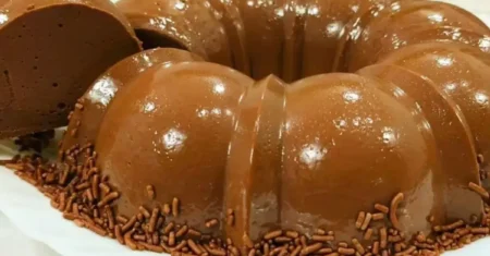 Mousse de Chocolate: Sabor e Suavidade em Cada Colherada!