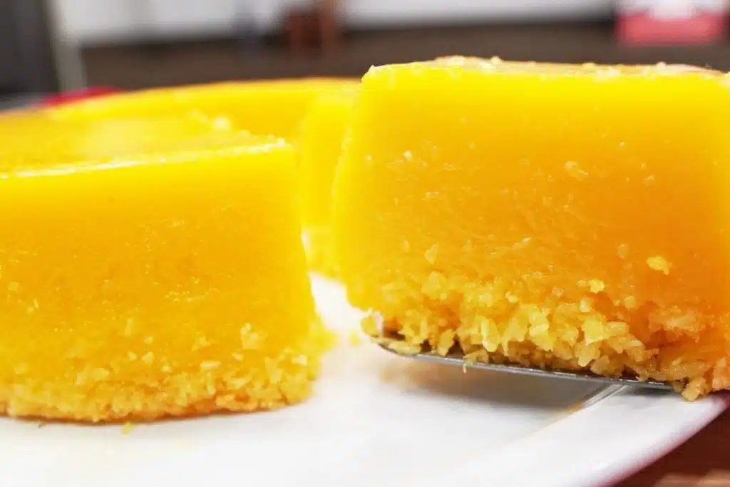 Quindim de forno uma versão tamanho família