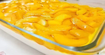 Sobremesa Cremosa de Pêssego: Doçura para suas Festas de Fim de Ano