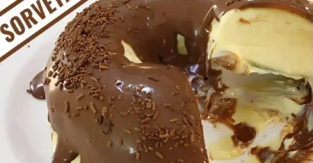 Sorvetão de Natal: O Doce que Encerra o Ano com Sabor Inesquecível!