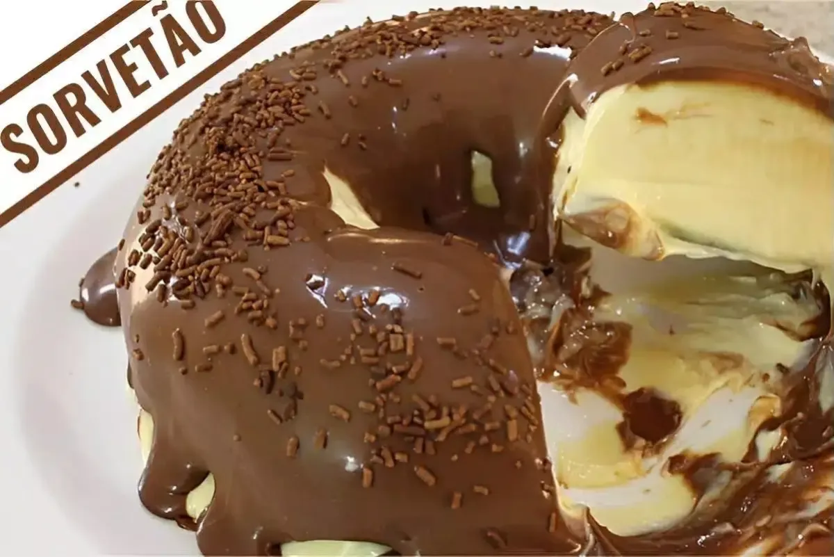 Sorvetão de Natal: A Sobremesa Irresistível que Encanta o Final do Ano!